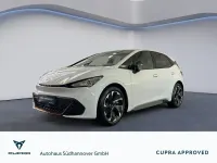 Używany Cupra Born e-Boost 169 kW (231 KM) 2025 Biały Hatchback