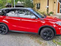 Gebraucht Suzuki Vitara 140 PS (102 kW) 2017 Rot SUV