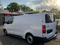Używany Opel Vivaro 122 KM (89 kW) 2020 Biały Minivan