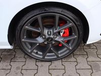 Nowe Ford Focus ST 280 KM (205 kW) 2025 Biały Sedan/Limuzyna