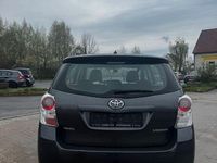 Gebraucht Toyota Verso Executive 147 PS (108 kW) 2011 Grau Van / Kleinbus