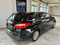 Gebraucht Ford Focus 116 PS (85 kW) 2011 Schwarz Kombi