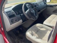 Gebraucht VW Transporter 140 PS (102 kW) 2013 Rot Van