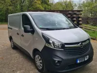 Gebraucht Opel Vivaro 125 PS (91 kW) 2018 Silber Van / Kleinbus
