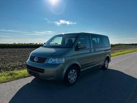 Gebraucht VW Multivan 174 PS (127 kW) 2005 Grün Van