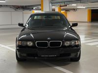 Gebraucht BMW 740 M Sport 245 PS (180 kW) 2000 Schwarz Limousine
