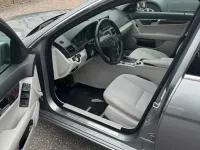 Gebraucht Mercedes C250 204 PS (150 kW) 2010 Grau Limousine
