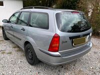 Gebraucht Ford Focus Finesse 116 PS (85 kW) 2002 Grau Kombi