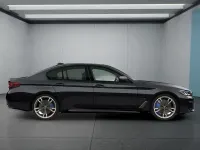 Gebraucht BMW 550 530 PS (389 kW) 2023 Schwarz Limousine