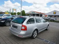 Gebraucht Skoda Octavia Family 122 PS (89 kW) 2011 Silber Kombi