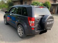 gebraucht Suzuki Grand Vitara 2.4 Comfort+ Automatik Comfort+