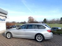 Gebraucht BMW 320 Advantage 184 PS (135 kW) 2019 Silber Kombi