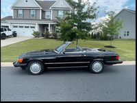 Gebraucht Mercedes 560 231 PS (169 kW) 1987 Schwarz Cabrio