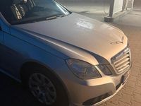 Gebraucht Mercedes E220 170 PS (125 kW) 2010 Silber Limousine