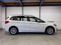 Używany BMW 218 Advantage 140 KM (102 kW) 2019 Biały Minivan