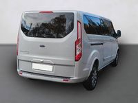 Gebraucht Ford Tourneo Titanium 131 PS (96 kW) 2022 Silber Kombi