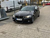 Gebraucht BMW 320 Performance 184 PS (135 kW) 2012 Schwarz Kombi