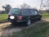 Gebraucht VW Passat Highline 131 PS (96 kW) 2001 Schwarz Kombi