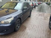 Gebraucht BMW 525 197 PS (144 kW) 2008 Blau Limousine