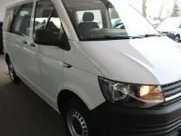 Gebraucht VW Caravelle Trendline 102 PS (75 kW) 2019 Candyweiß Van