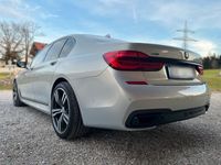 gebraucht BMW 750 d M Paket xDrive Carbon Core