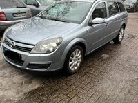 Gebraucht Opel Astra 2005 Grau Kombi