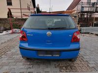 Gebraucht VW Polo 74 PS (54 kW) 2002 Blau Kleinwagen