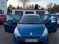 Gebraucht Renault Clio II 75 PS (55 kW) 2010 Blau Kleinwagen