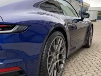 Gebraucht Porsche 911 Carrera 4 385 PS (283 kW) 2023 Blau Coupé
