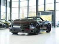 Gebraucht Porsche 911 Carrera Cabriolet 450 PS (330 kW) 2021 Tiefschwarzmetallic Cabrio