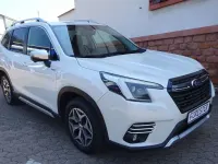 Gebraucht Subaru Forester Active 150 PS (110 kW) 2023 Crystal white pearl SUV