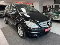 Gebraucht Mercedes B170 115 PS (84 kW) 2009 Schwarz Van / Kleinbus