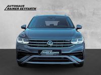 Gebraucht VW Tiguan Allspace Elegance 200 PS (147 kW) 2022 Grau SUV
