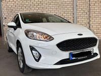 Gebraucht Ford Fiesta 83 PS (61 kW) 2019 Weiß Kleinwagen
