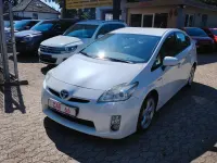 Gebraucht Toyota Prius Life 99 PS (72 kW) 2010 Weiß Kleinwagen