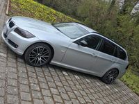 Gebraucht BMW 318 2012 Silber Kombi