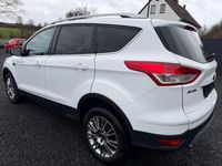 Gebraucht Ford Kuga Titanium 163 PS (119 kW) 2014 Weiß SUV