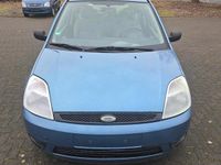 Gebraucht Ford Fiesta Trend 69 PS (50 kW) 2003 Blau Kleinwagen