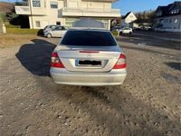 Gebraucht Mercedes E220 Elegance 170 PS (125 kW) 2008 Silber Limousine