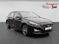 Gebraucht Hyundai i30 120 PS (88 kW) 2023 Phantom black Limousine