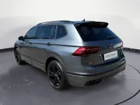 Gebraucht VW Tiguan Allspace R-line 200 PS (147 kW) 2023 Grau SUV