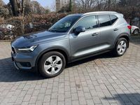 Gebraucht Volvo XC40 Momentum 190 PS (139 kW) 2018 Grau SUV