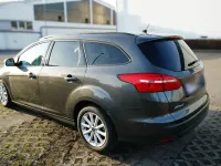 Gebraucht Ford Focus Business Edition 125 PS (91 kW) 2017 Grau Kombi