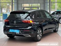 gebraucht VW Golf VIII 2.0 TDI Move DSG + AHK + RFK + ACC +