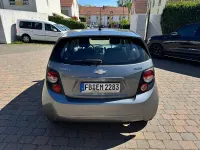 Gebraucht Chevrolet Aveo 101 PS (74 kW) 2012 Grau Kleinwagen