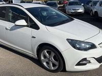 Gebraucht Opel Astra Selection 140 PS (102 kW) 2015 Schneeweiss/summitwhite/arctic Kombi
