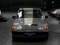 Gebraucht Mercedes 190 132 PS (97 kW) 1990 Grau Limousine
