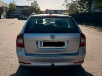Gebraucht Skoda Octavia 140 PS (102 kW) 2012 Silber Kombi