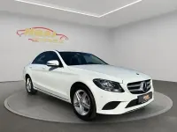 Gebraucht Mercedes C180 156 PS (114 kW) 2019 Weiß Limousine