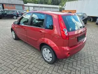 Gebraucht Ford Fiesta Style 69 PS (50 kW) 2007 Rot Kleinwagen